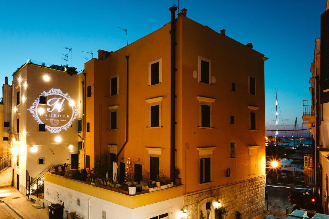 Bed and Breakfast The Harbour - Luxury Living Trani Exterior foto